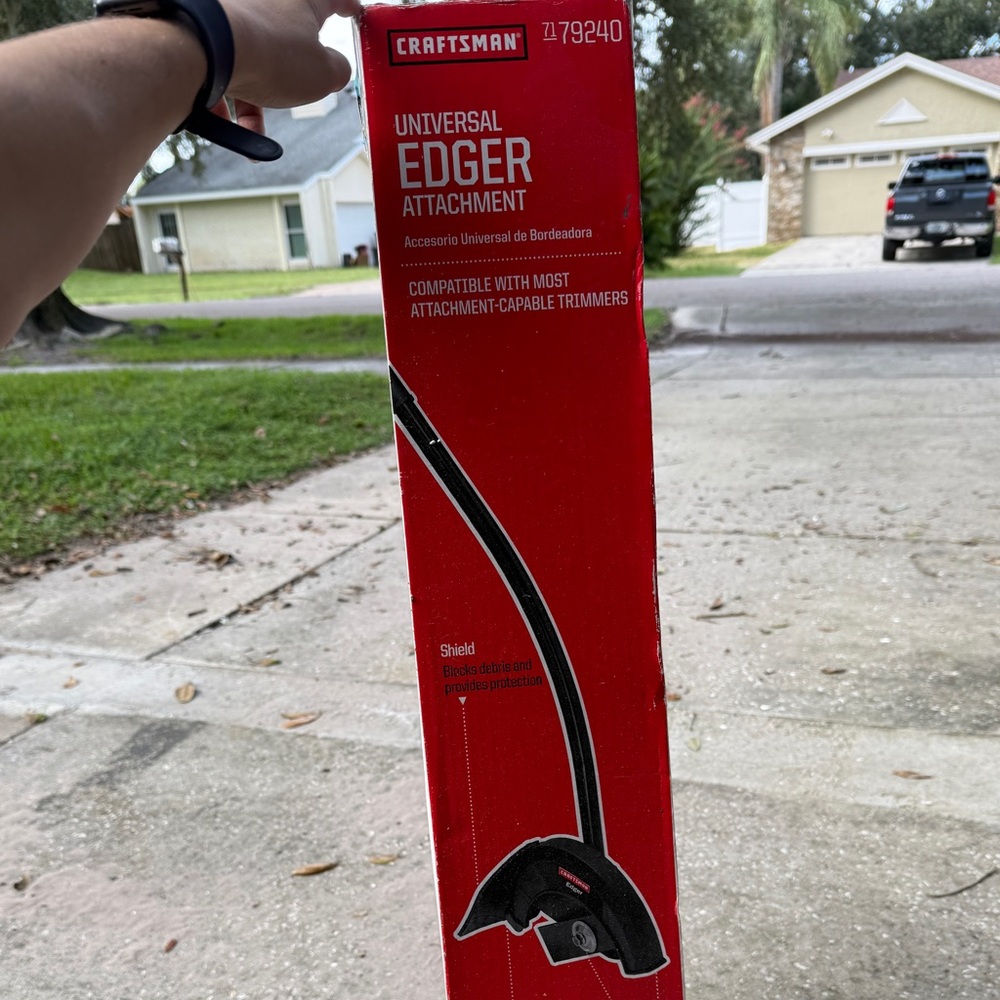 Craftsman Universal Edger Attachment - Black